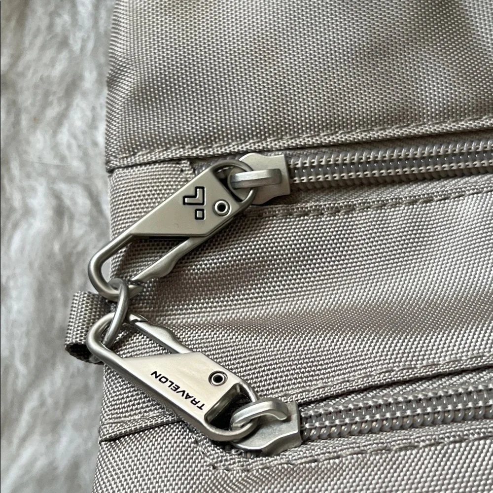 Travelon Anti-Theft Classic Slim Crossbody Taupe Grey Beige north south RFID - Picture 5 of 11